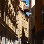 eine der kleinen Gassen in Gamla Stan in Stockholm